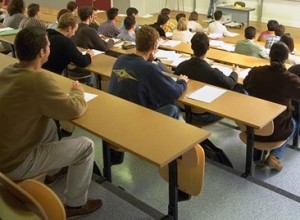 À l'université